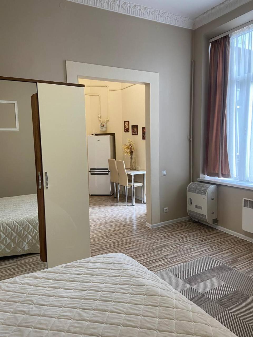 Bright Apartment In The Very Centre Lemberg Exterior foto